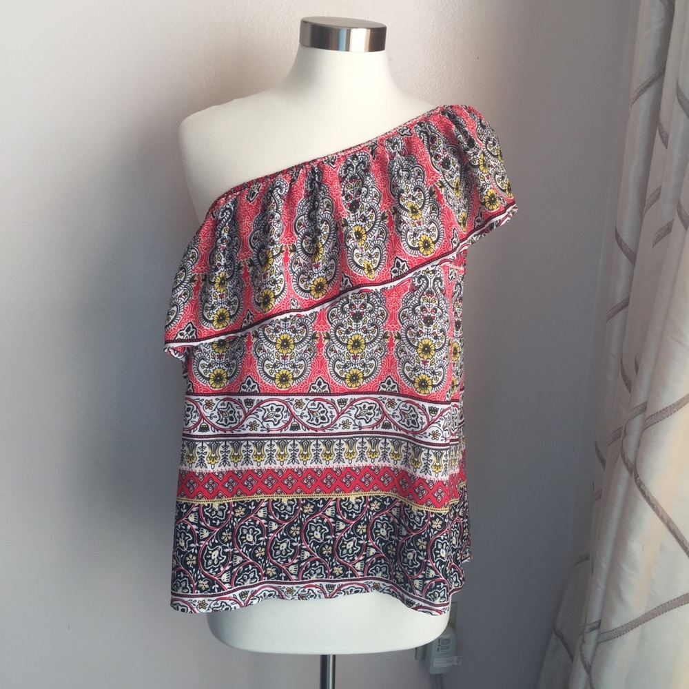 Lily Black Ruffle One Shoulder Floral Top Size XL